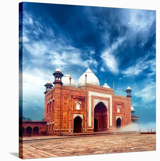 Masjid Mosque-Taj Mahal India-null-Stretched Canvas