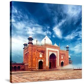 Masjid Mosque-Taj Mahal India-null-Stretched Canvas