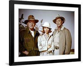 Massacre pour un fauve Rampage by PhilKarlson with Jack Hawkins, Elsa Martinelli and Robert Mitchum-null-Framed Photo