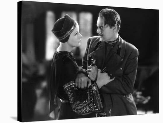 MATA HARI, 1932 directed by GEORGE FITZMAURICE Greta Garbo / Lionel Barrymore (b/w photo)-null-Stretched Canvas
