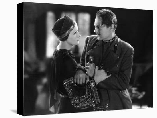 MATA HARI, 1932 directed by GEORGE FITZMAURICE Greta Garbo / Lionel Barrymore (b/w photo)-null-Stretched Canvas