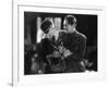 MATA HARI, 1932 directed by GEORGE FITZMAURICE Greta Garbo / Lionel Barrymore (b/w photo)-null-Framed Photo