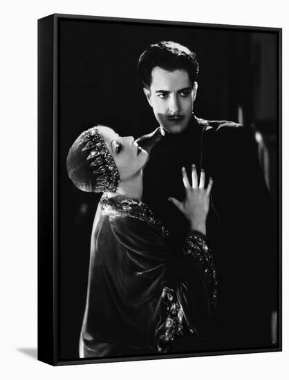 MATA HARI, 1932 directed by GEORGE FITZMAURICE Greta Garbo / Ramon Novarro (b/w photo)-null-Framed Stretched Canvas