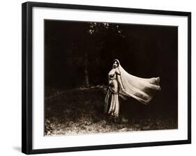 Mata Hari dancing, ca. 1910-null-Framed Photo