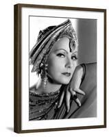 Mata Hari, Greta Garbo, 1931-null-Framed Photo