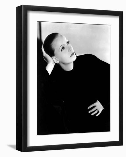 Mata Hari, Greta Garbo, 1931-null-Framed Photo