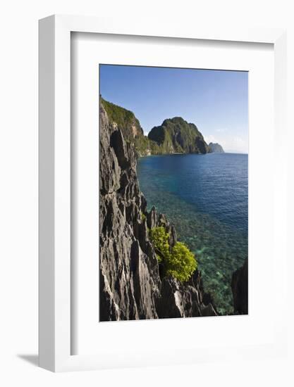 Matinloc Island-Craig Lovell-Framed Photographic Print