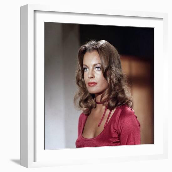 MAX and LES FERRAILLEURS, 1970 directed by CLAUDE SAUTET Romy Schneider (photo)-null-Framed Photo