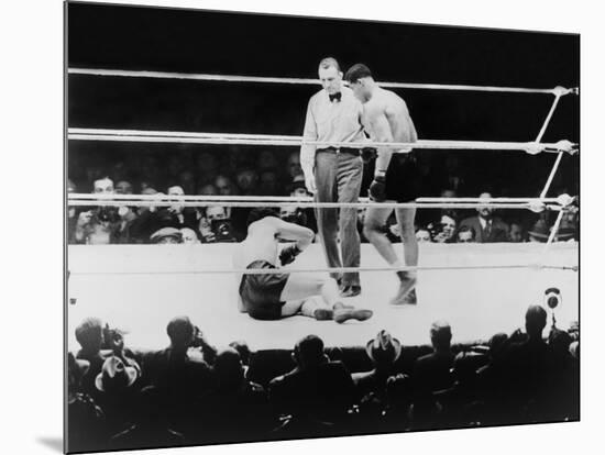 Max Baer Knocked Down During a Heavyweight Fight with Joe Louis, Sept. 24, 1935-null-Mounted Photo