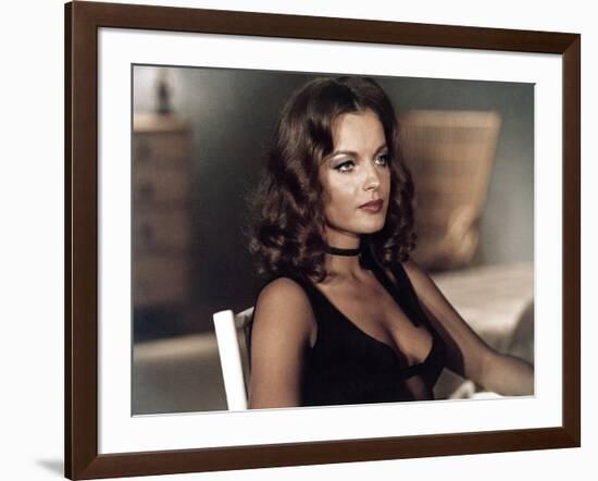 Max Et Les Ferrailleurs 1970 Directed by Claude Sautet Romy Schneider-null-Framed Photo