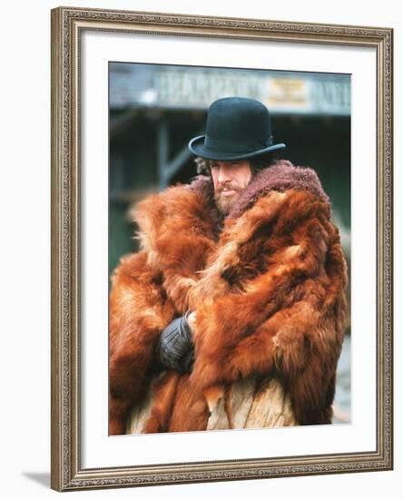 Mccabe And Mrs. Miller, Warren Beatty, 1971-null-Framed Photo