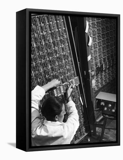 Measuring the Current of a Large Electronic Device-Heinz Zinram-Framed Stretched Canvas