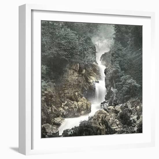 Meiringen (Switzerland), the Reichenbach Falls, Circa 1865-Leon, Levy et Fils-Framed Photographic Print