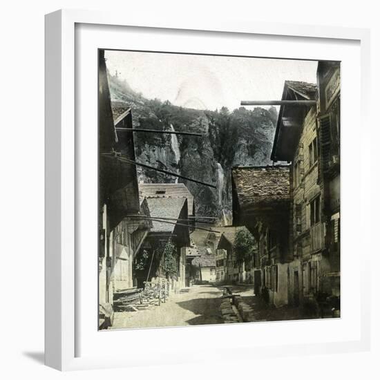 Meiringen (Switzerland), the Waterfalls of Muhlibach and Alpbach Seen from the Village, Circa 1865-Leon, Levy et Fils-Framed Photographic Print
