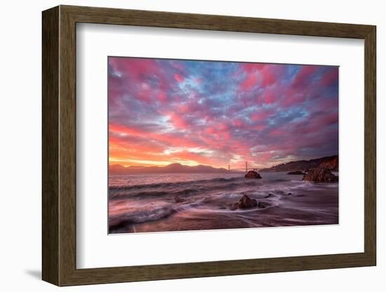 Memorable-Dave Gordon-Framed Photographic Print