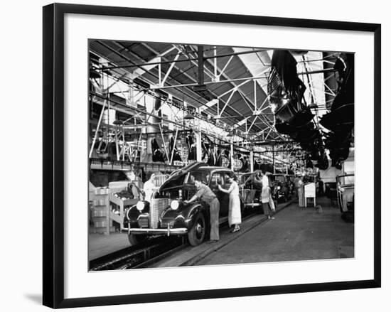 Men and Women Polishing Chevrolets on the Assembly Line at the General Motors Plant-null-Framed Photographic Print