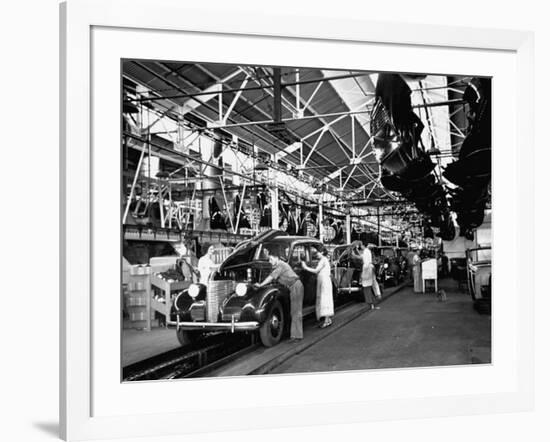 Men and Women Polishing Chevrolets on the Assembly Line at the General Motors Plant-null-Framed Photographic Print