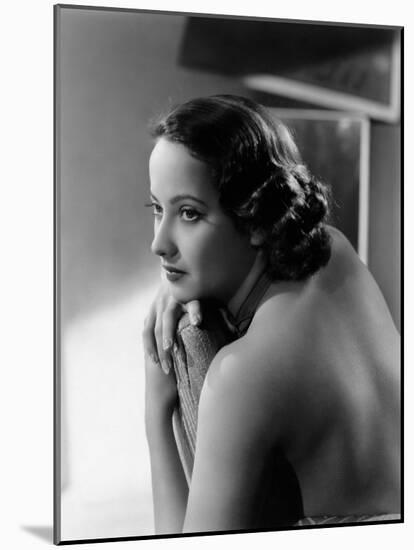 Merle Oberon, c.1936-null-Mounted Photo