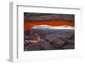 Mesa Arch In Sunrise-Belinda Shi-Framed Photographic Print