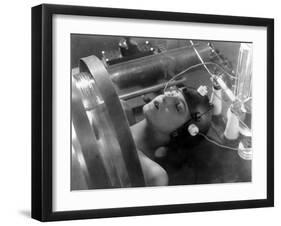 Metropolis, Brigitte Helm, 1927-null-Framed Premium Photographic Print