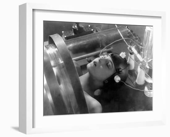 Metropolis, Brigitte Helm, 1927-null-Framed Premium Photographic Print