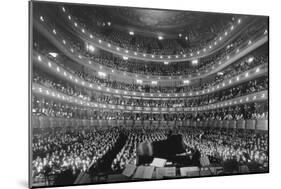 Metropolitan Opera House During a Concert by Pianist Josef Hoffmann, Nov-null-Mounted Photo