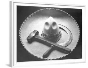 Mexican Revolution: Sombrero with Hammer and Sickle, Mexico City, 1927-Tina Modotti-Framed Premium Giclee Print