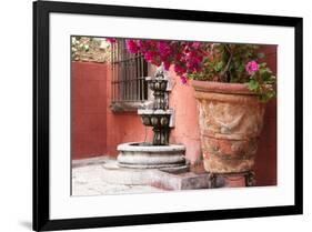 Mexico, San Miguel de Allende, courtyard in San Miguel de Allende-Hollice Looney-Framed Premium Photographic Print