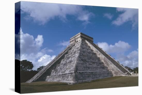 Mexico, Yucatan, Chichen Itza, Mayan Archeological Site, Temple of Kukulkan-null-Stretched Canvas