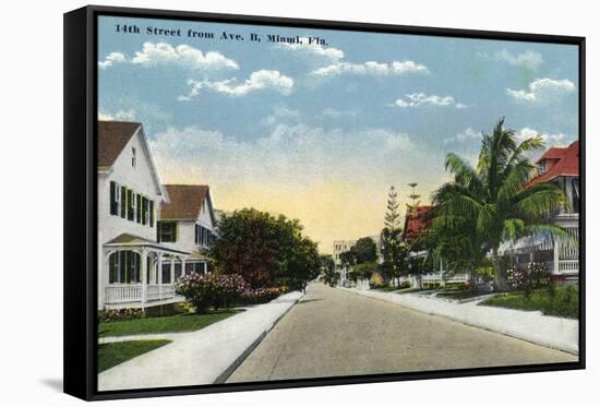 Miami, Florida - Avenue B View of 14th Street-Lantern Press-Framed Stretched Canvas