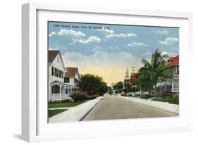 Miami, Florida - Avenue B View of 14th Street-Lantern Press-Framed Art Print