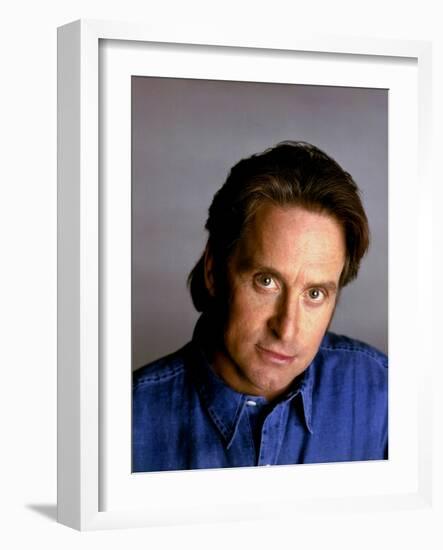 MICHAEL DOUGLAS (photo)-null-Framed Photo