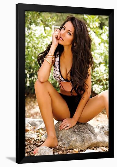 Michelle Keegan - Nature-null-Framed Poster