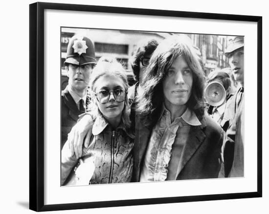 Mick Jagger and His Girl Friend, Singer Marianne Faithful Arrive at Magistrate's Court-null-Framed Photo