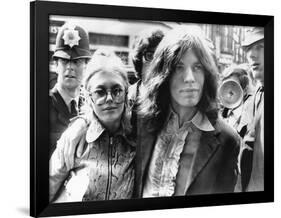 Mick Jagger and His Girl Friend, Singer Marianne Faithful Arrive at Magistrate's Court-null-Framed Photo