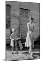 Migrant Mother and Children-Dorothea Lange-Mounted Art Print