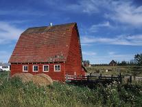 Canada, Alberta, Red Barn-Mike Grandmaison-Photographic Print