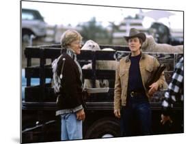 MILAGRO, 1987 directed by ROBERT REDFORD On the set, Robert Redford and Christopher Walken (photo)-null-Mounted Photo