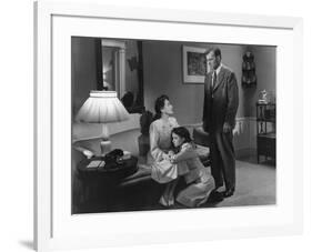 MILDRED PIERCE, 1945 directed by MICHAEL CURTIZ Joan Crawford, Ann Blyth and Bruce Bennett (b/w pho-null-Framed Photo