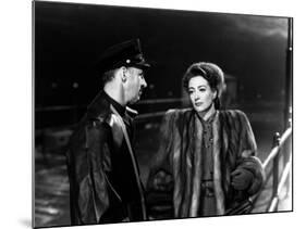 Mildred Pierce, Garry Owen, Joan Crawford, 1945-null-Mounted Photo