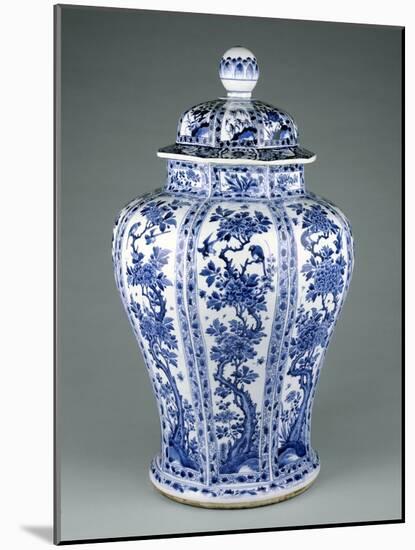 Ming Dynasty Blue and White Lidded Vase-null-Mounted Photographic Print