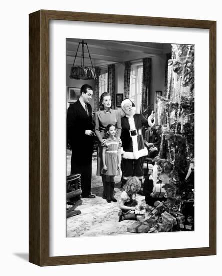 Miracle on 34Th Street, John Payne, Maureen O'Hara, Natalie Wood, Edmund Gwenn, 1947-null-Framed Photo