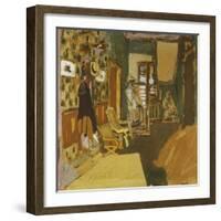 Miss Hessel in the Hallway; Mme Hessel Dans Le Vestibule-Edouard Vuillard-Framed Giclee Print