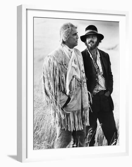 Missouri Breaks by Arthur Penn with Marlon Brando and Jack Nicholson, 1976 (b/w photo)-null-Framed Photo
