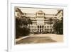 Moana Hotel, Waikiki, Hawaii-null-Framed Premium Giclee Print