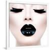 Model Black MakeUp Long Lushes-null-Framed Art Print