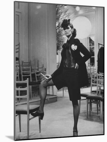 Model Danielle Sauvajeon in Paris Fashion Show 1968-Bill Ray-Mounted Photographic Print