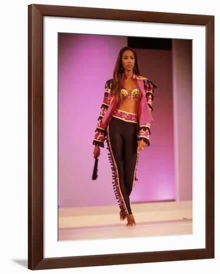 Model Naomi Campbell on Fashion Show Runway-null-Framed Premium Photographic Print