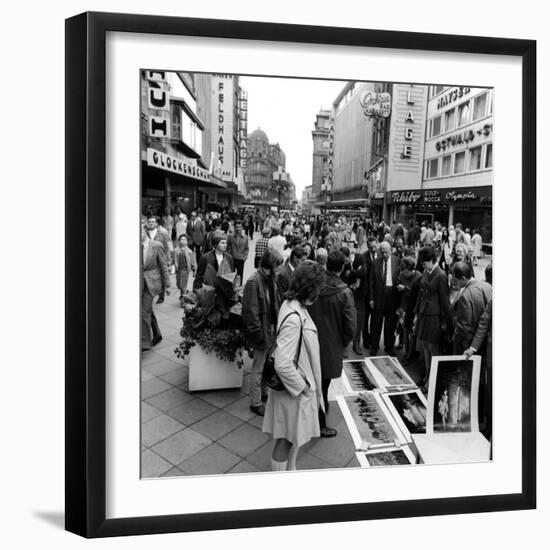 'Modern' Cologne-null-Framed Photographic Print