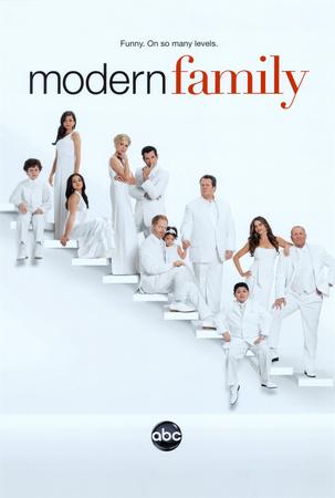 W677 Art Modern Family Poster 20x30 24x36 Season 10 TV Series 